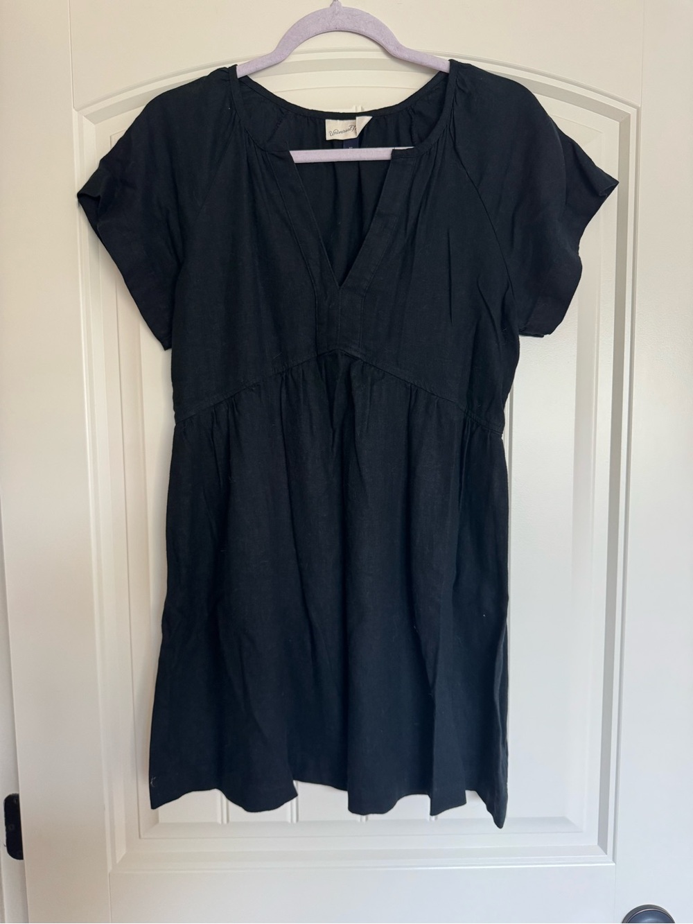 Universal Thread Black V-Neck Short Dress